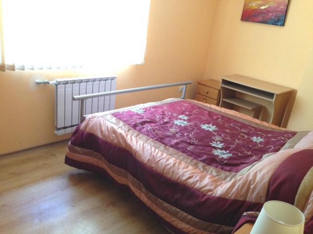  /     75 000 €   