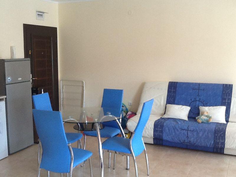 Дом / Вилла в Несебре за 25 500 €  в сутки