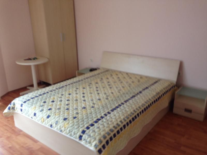 Дом / Вилла в Несебре за 53 520 €  в сутки