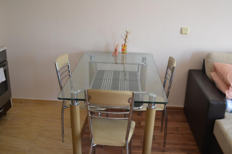 Квартира в Свети Власе за 33 300 €  в сутки