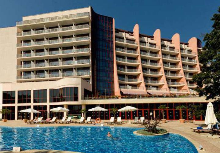 DoubleTree by Hilton Varna Golden Sands