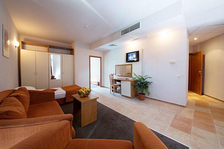 Hotel Mimosa