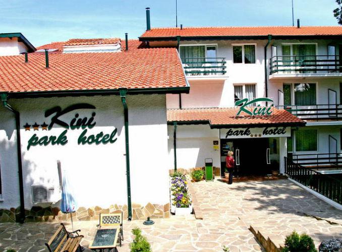 Kini Park Hotel