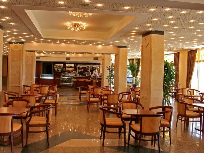 Riviera Beach Hotel