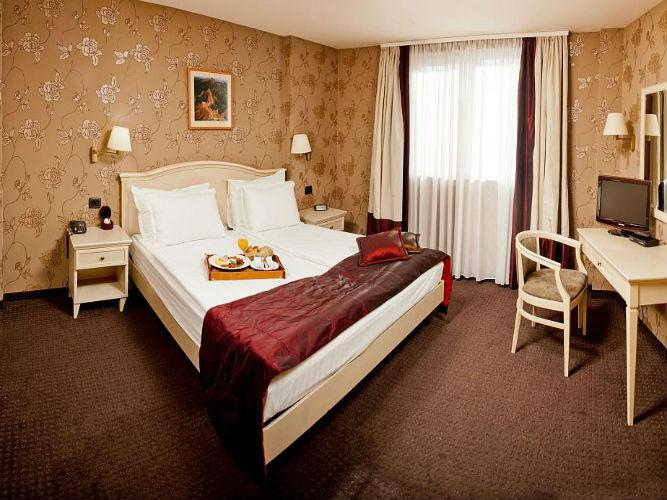 Best Western Plus City Hotel