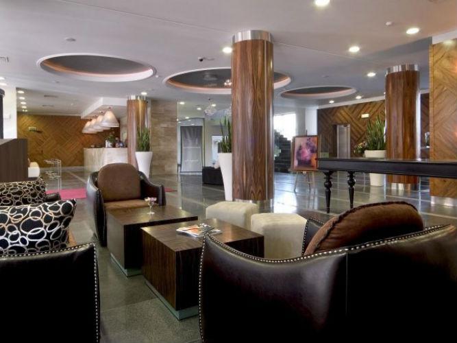 Metropolitan Hotel