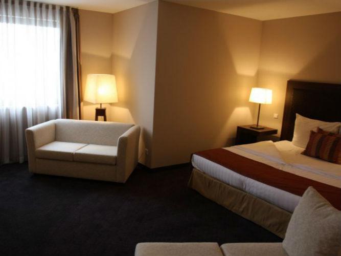Metropolitan Hotel