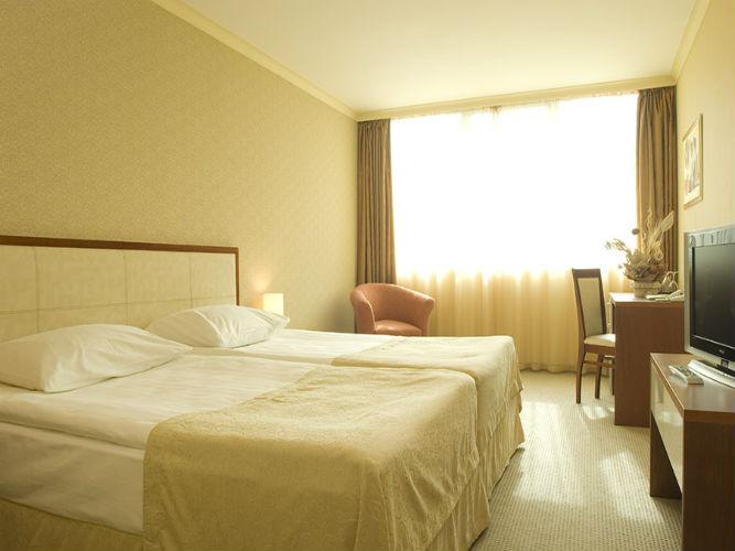 Hill Hotel