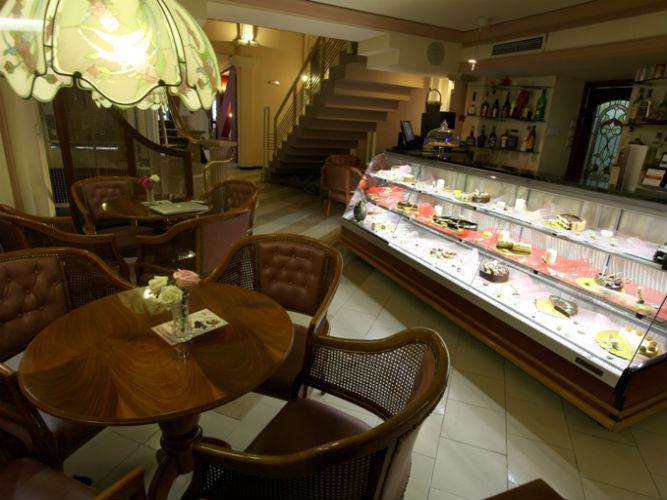 Maria Luisa Hotel