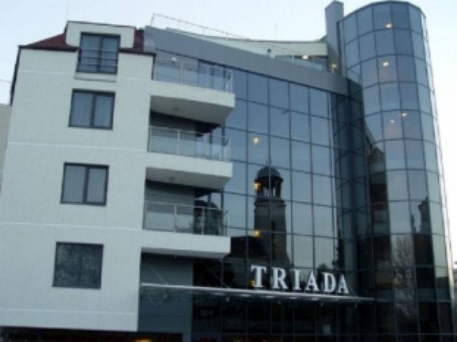 Triada Hotel