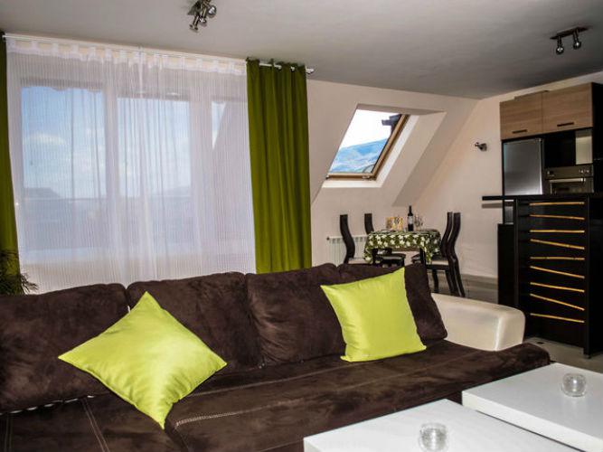 Happy Home Apartment