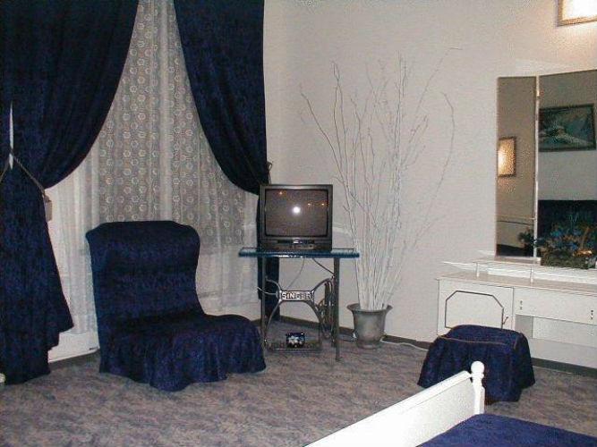 Trivia Antique Hotel