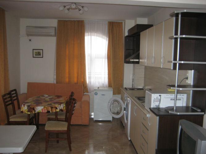 Tashevi Apartments