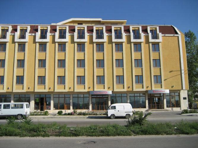 Adamo Hotel