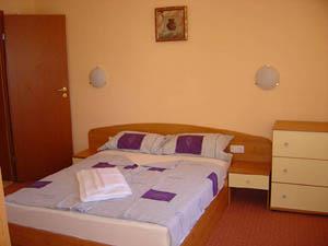 Дом/вилла в Золотых песках за 80 €  в сутки